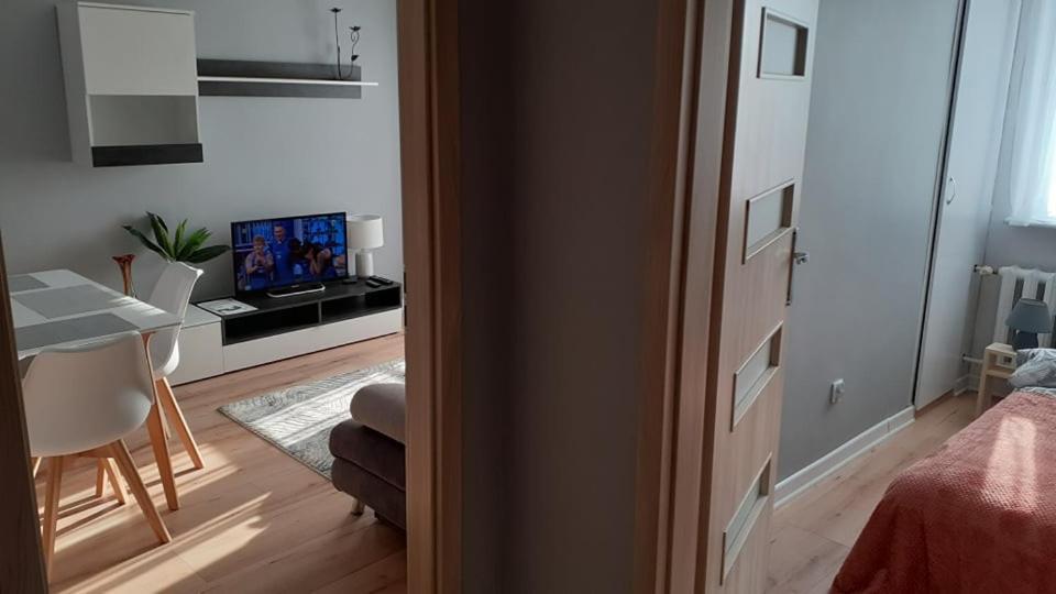 Apartament M-3 Centrum 쳉스토호바 외부 사진